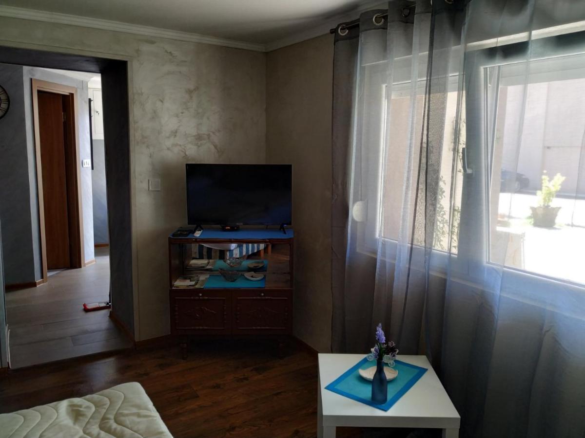 Studio Kaca Cetinje Bagian luar foto