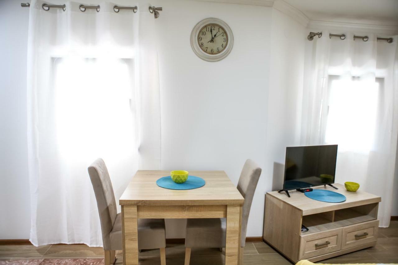 Studio Kaca Cetinje Bagian luar foto